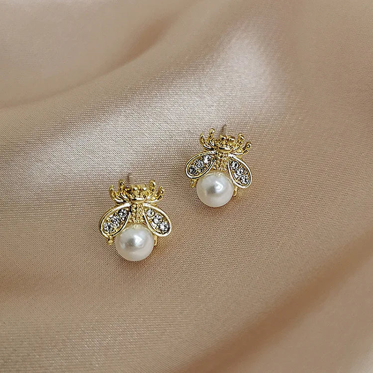 Bee Pearl Earrings