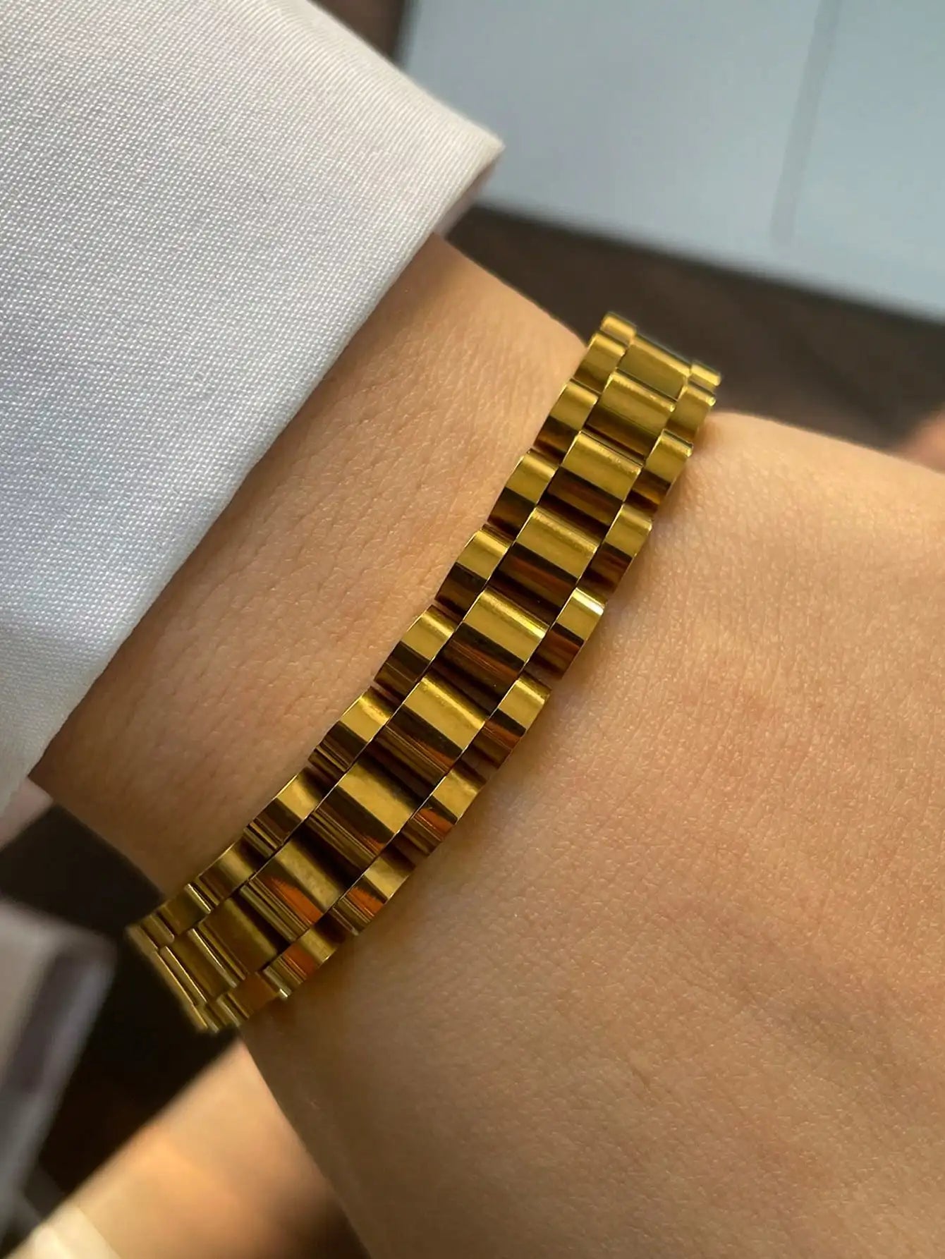 Horseshoe & Chunky Bracelet